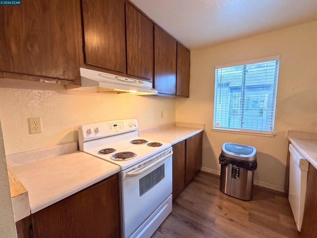 3591 Quail Lakes Dr 195 Property Photo 6