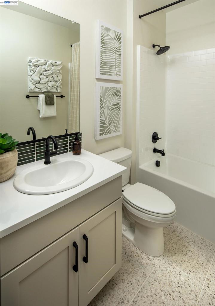 187 Gali Way 2502 Property Photo 14