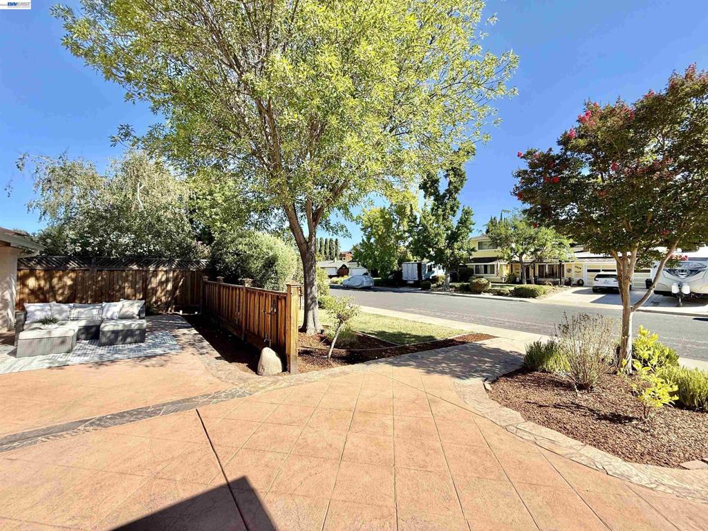 2249 Stonebridge Rd Property Photo 7