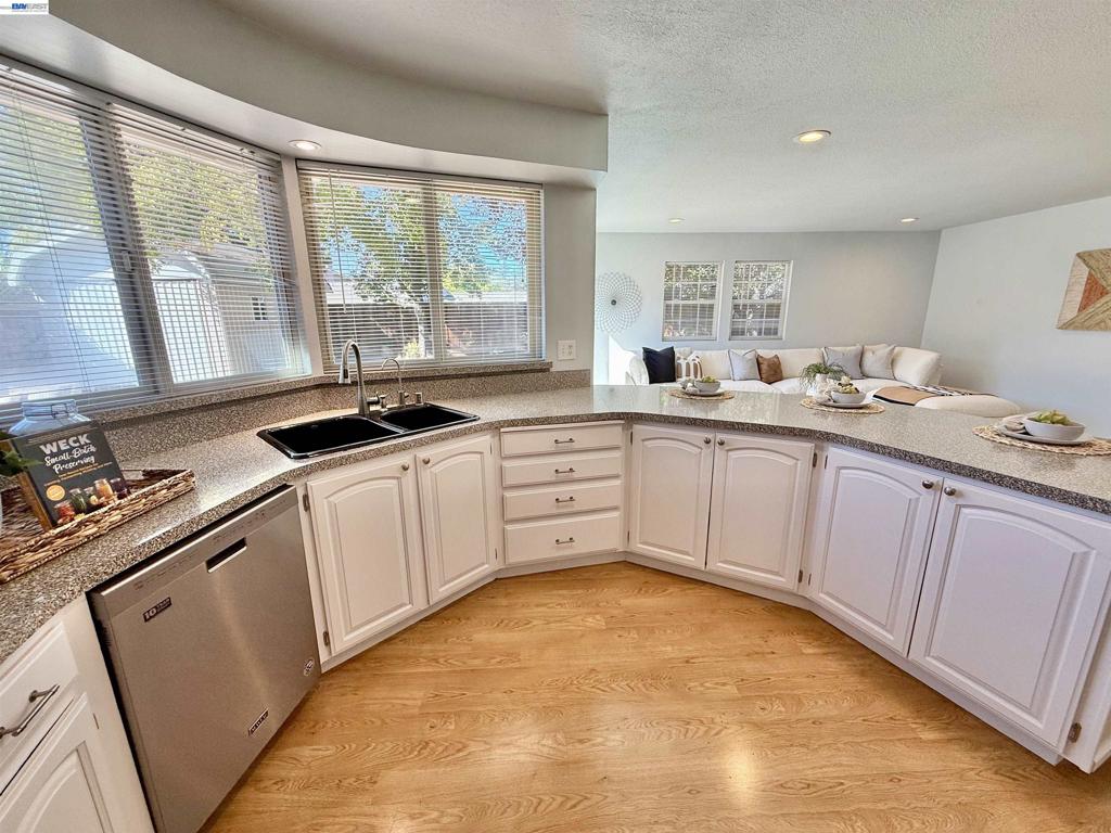 2249 Stonebridge Rd Property Photo 29