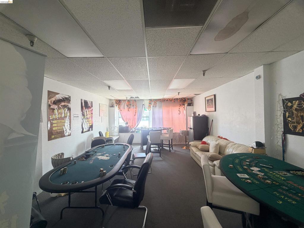 324 10th Street - Condo/s Property Photo 4