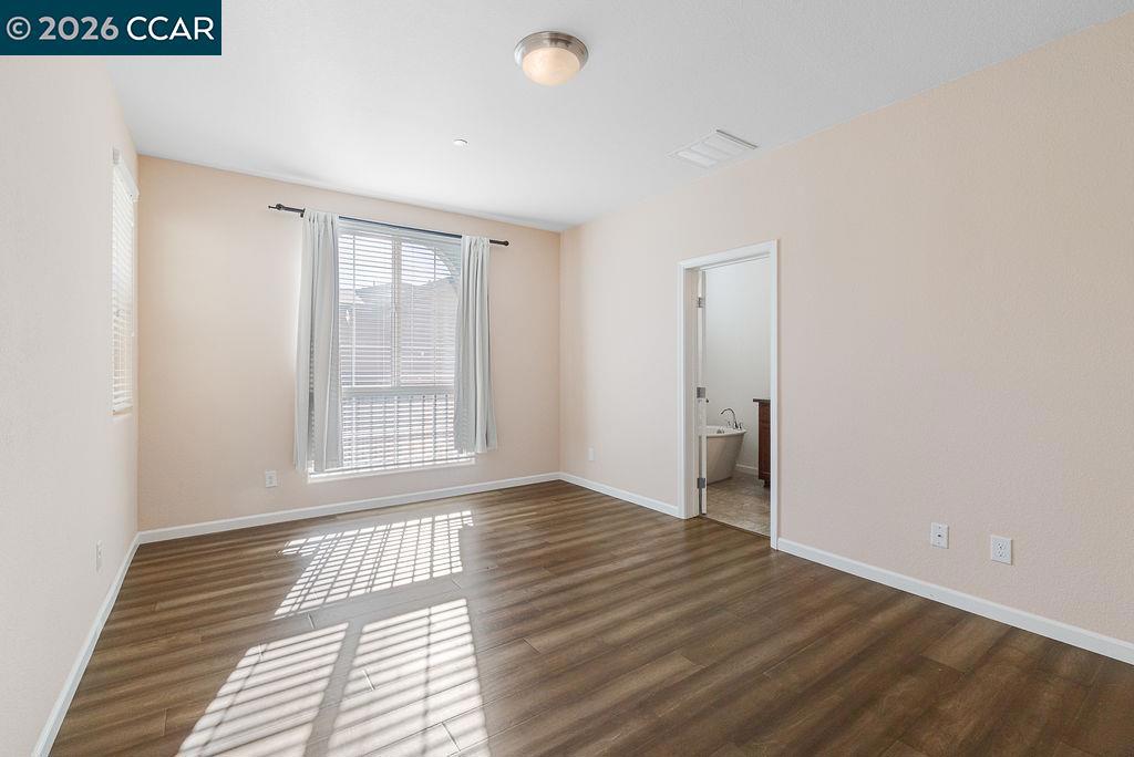 7832 Acorri Walk Property Photo 25