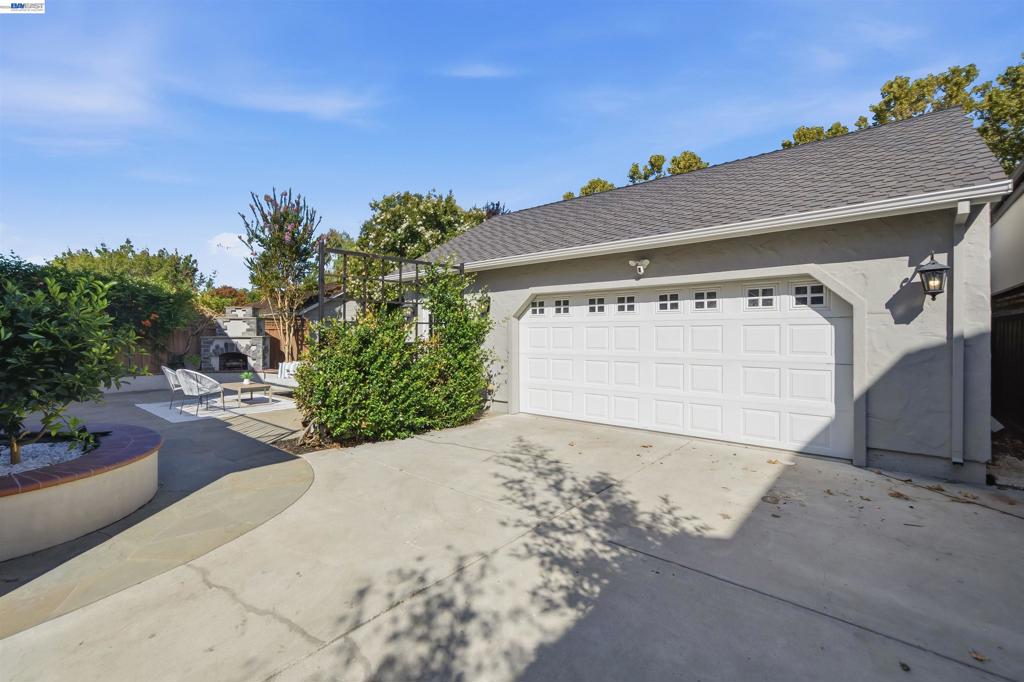 1065 Bennett Way Property Photo 41
