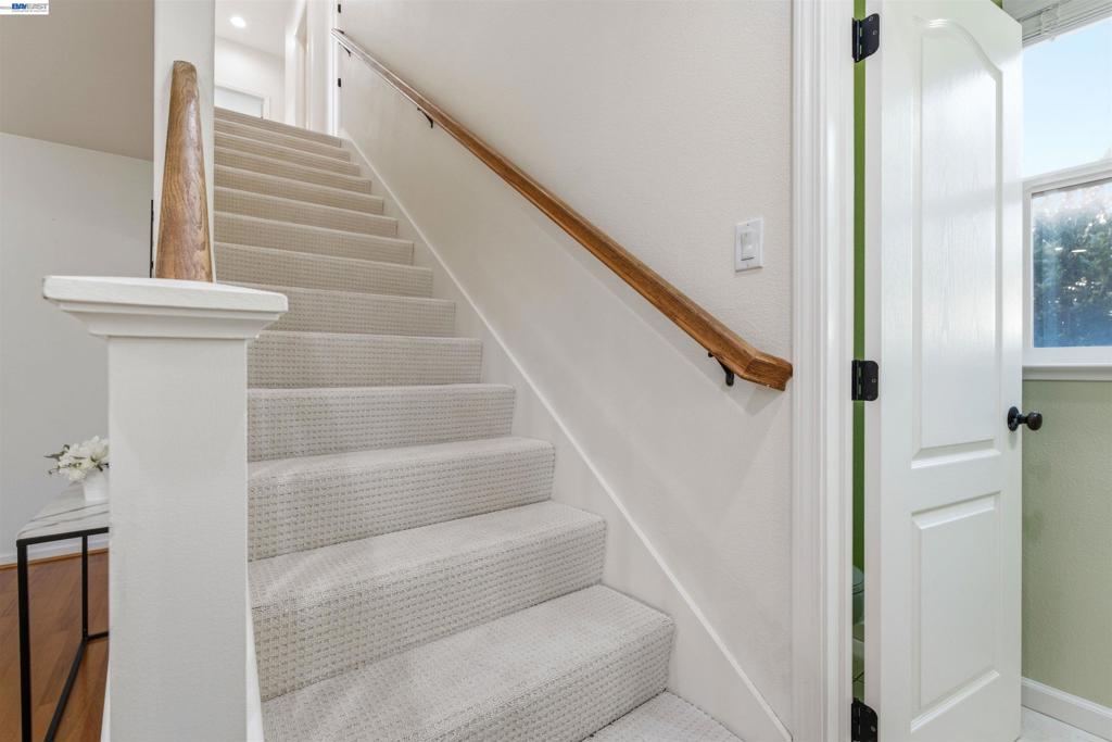 6010 Hillbrook Pl Property Photo 21