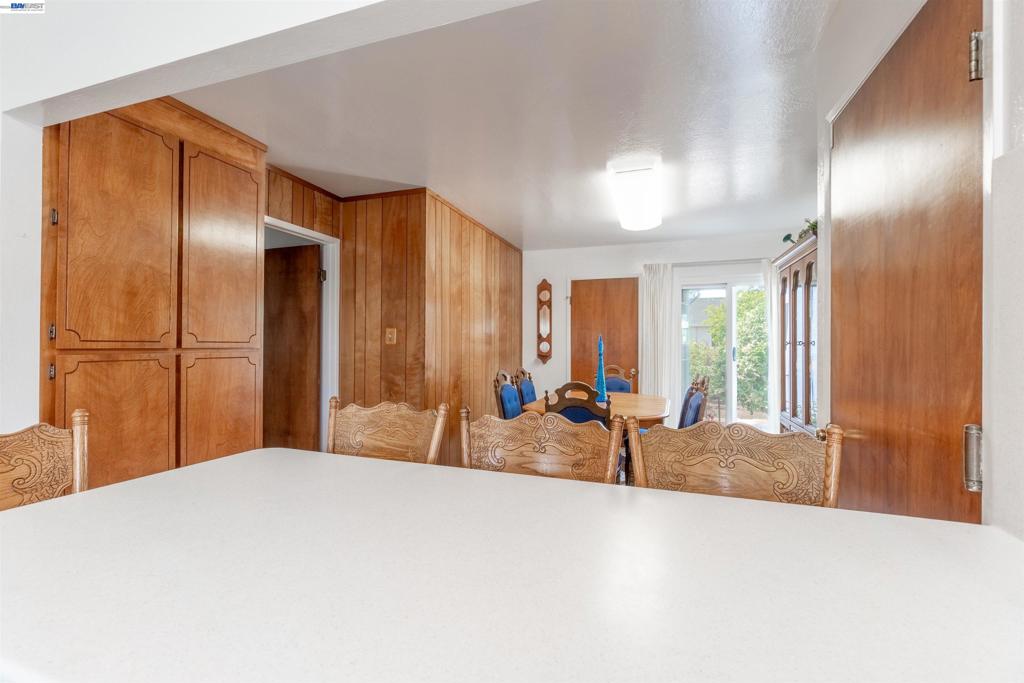 15209 Farnsworth St Property Photo 12