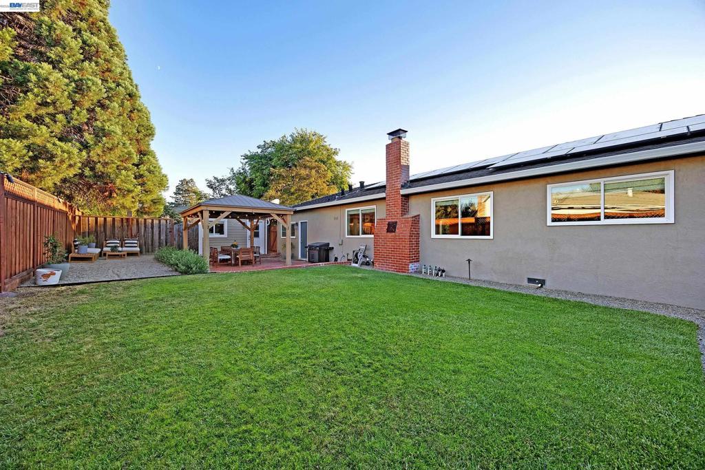 352 Cambridge Way Property Photo 33