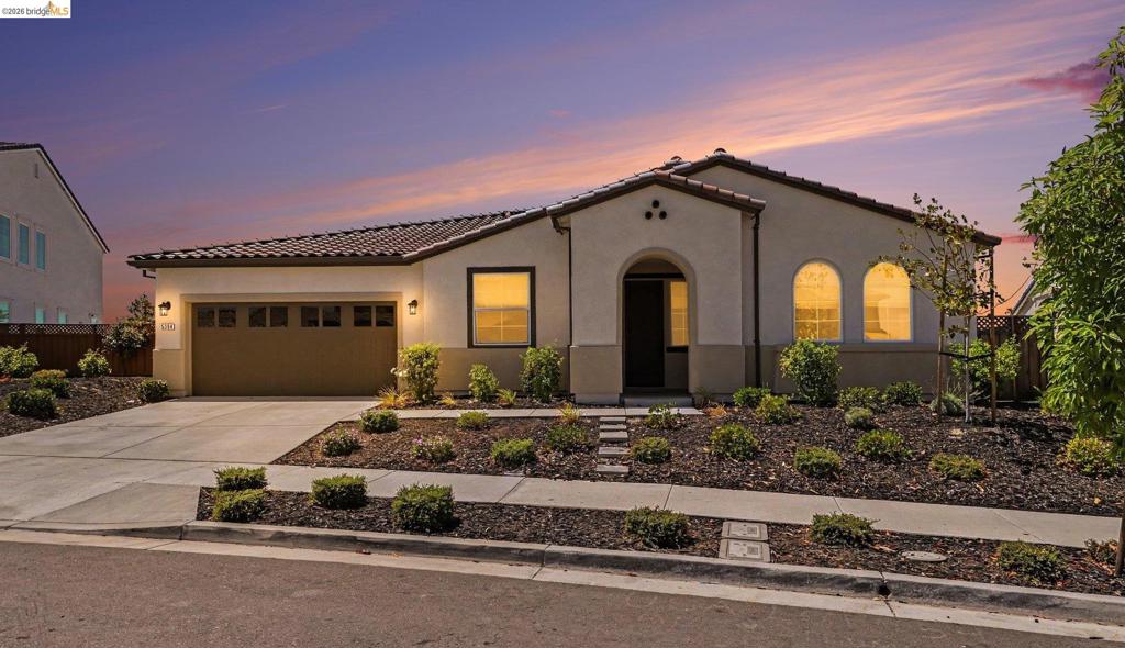 5394 Promontory Way Property Photo