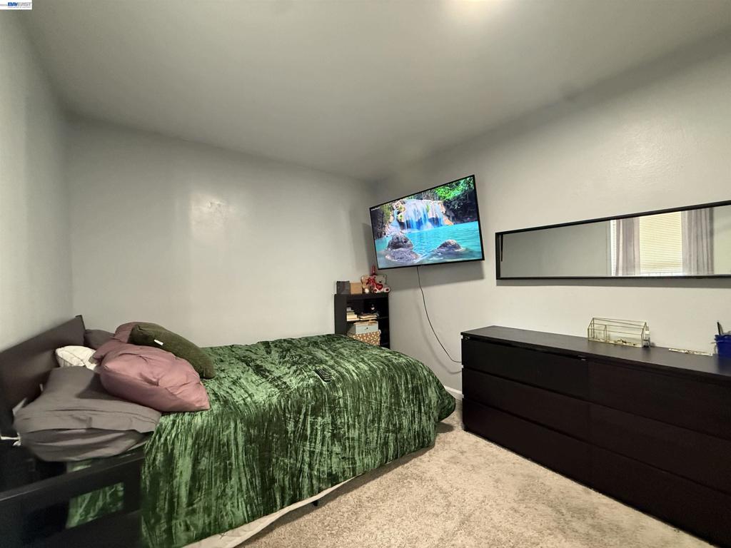 10209 & 10211 Pippin St Property Photo 24