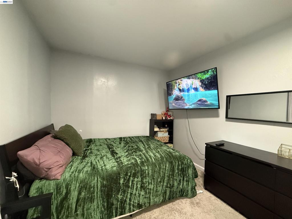 10209 & 10211 Pippin St Property Photo 26