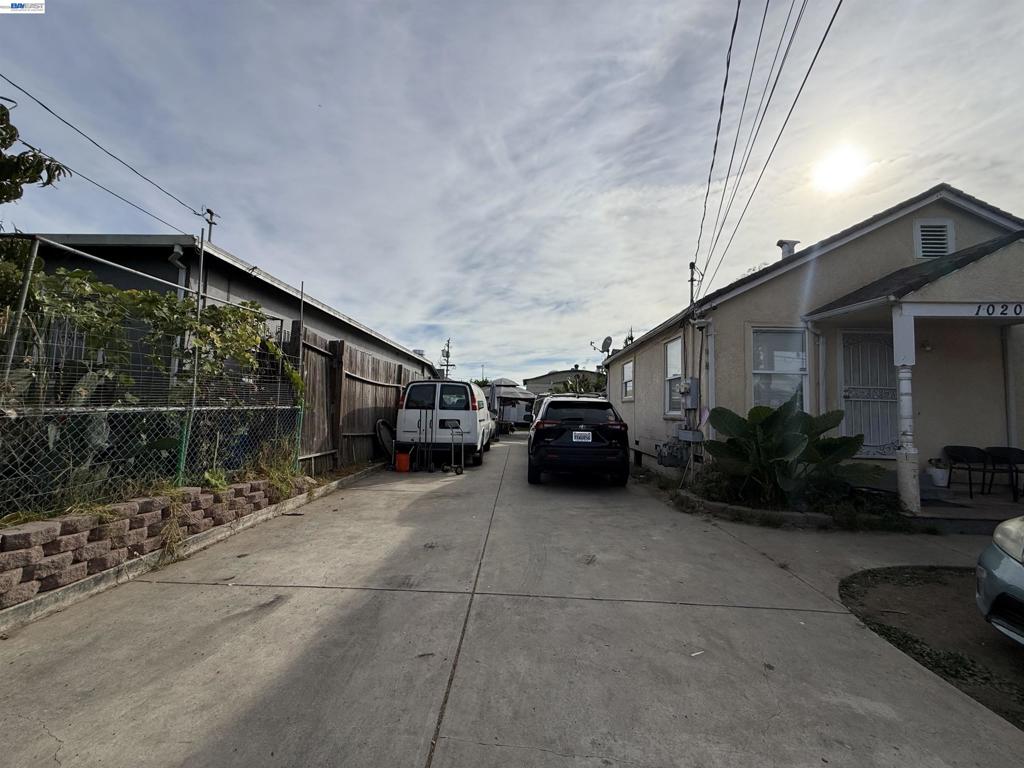 10209 & 10211 Pippin St Property Photo 49