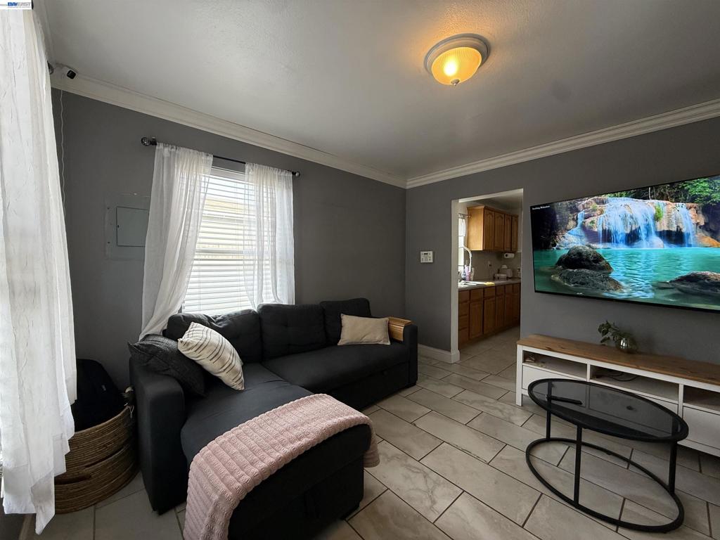 10209 & 10211 Pippin St Property Photo 64