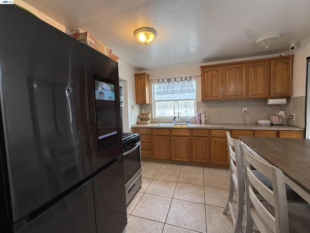 10209 & 10211 Pippin St Property Photo 71