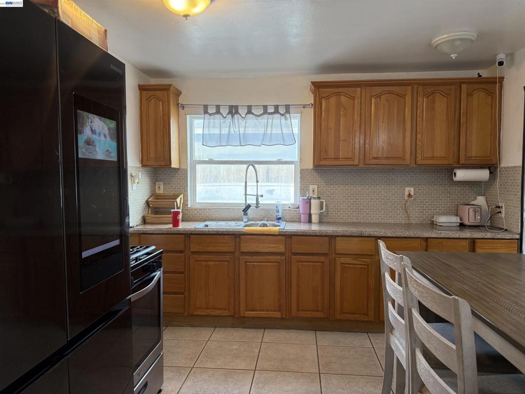 10209 & 10211 Pippin St Property Photo 83