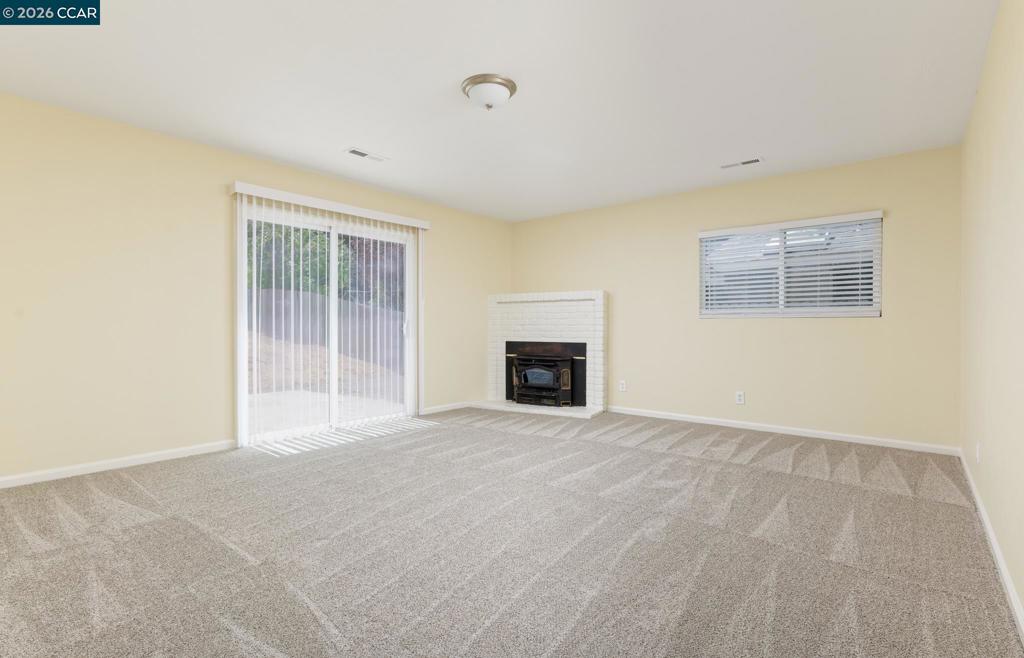 185 Coleridge Dr Property Photo 11