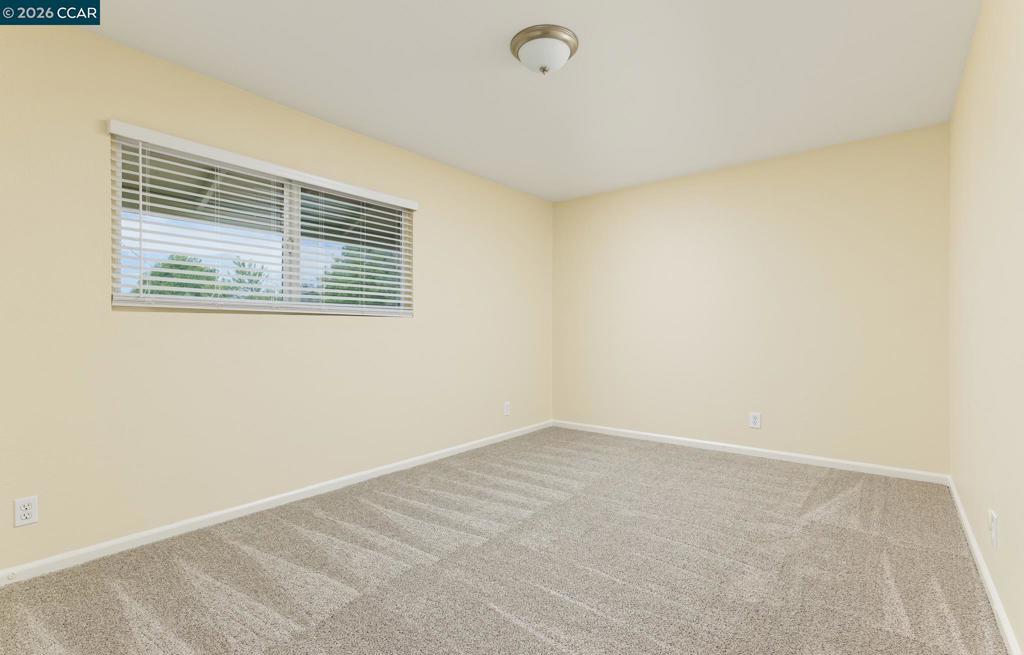 185 Coleridge Dr Property Photo 17