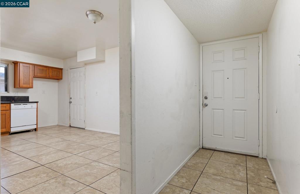 7366 21st St Property Photo 6