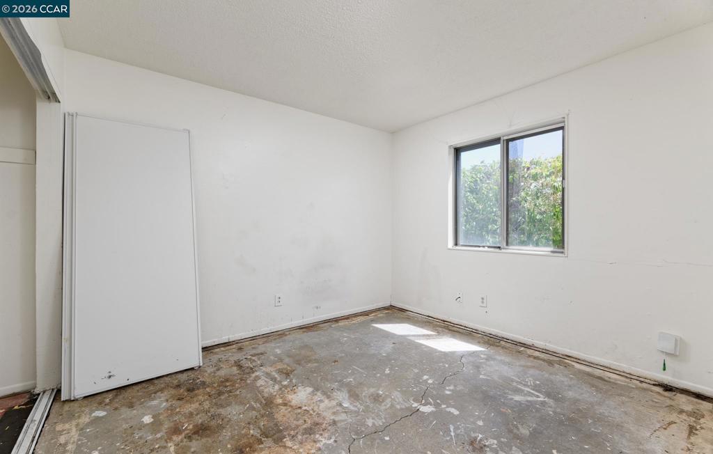 7366 21st St Property Photo 14
