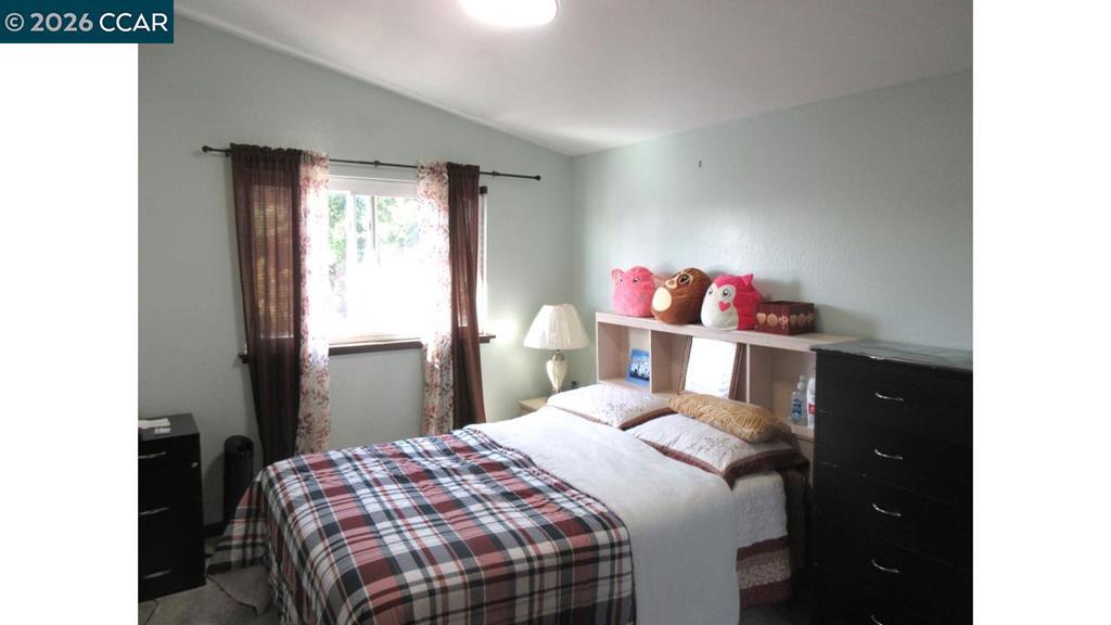 2106 Alfreda Blvd Property Photo 9