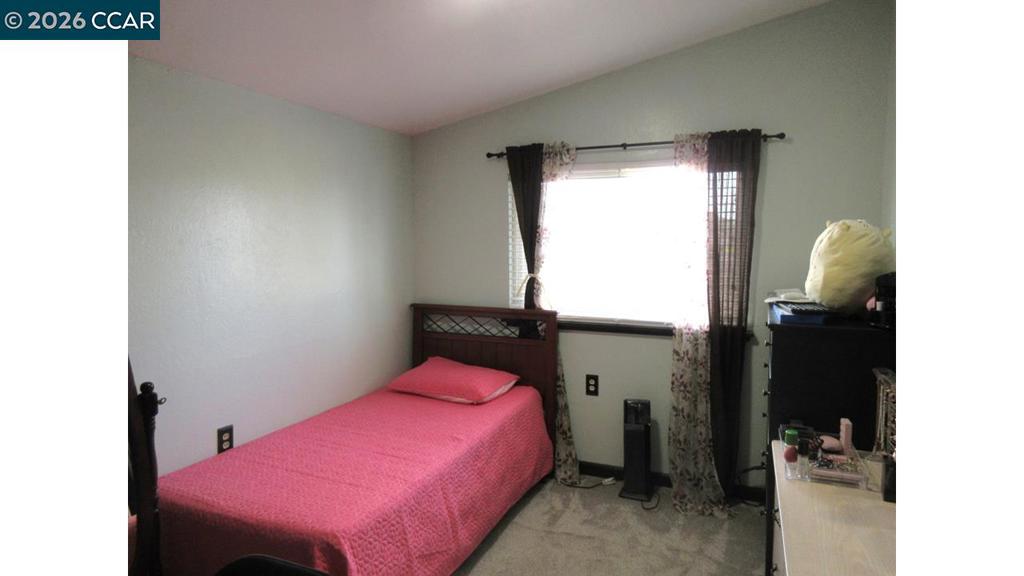 2106 Alfreda Blvd Property Photo 10