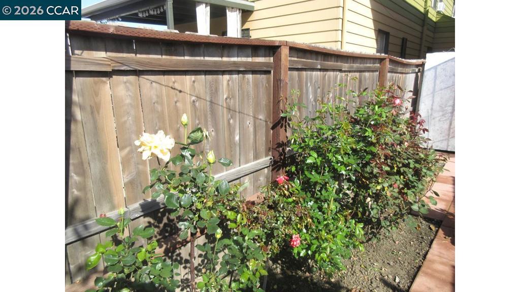 2106 Alfreda Blvd Property Photo 16