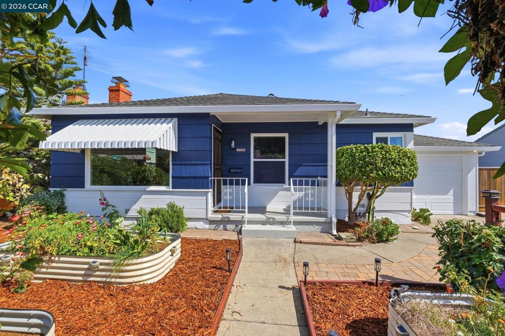 1736 Halsey Ave Property Photo