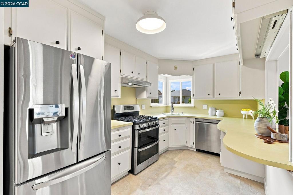 1736 Halsey Ave Property Photo 16