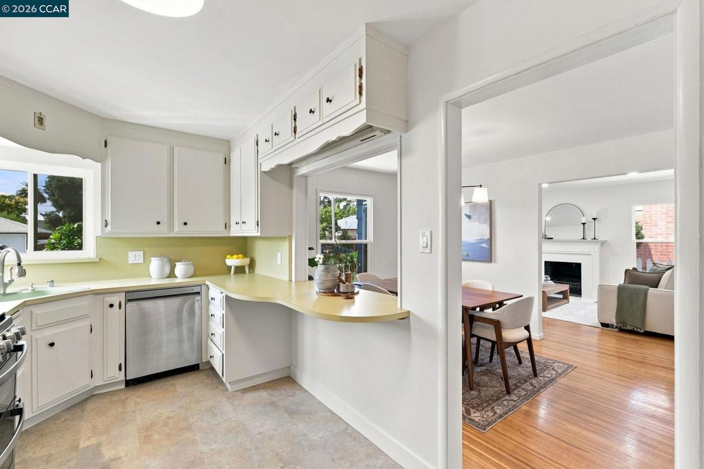 1736 Halsey Ave Property Photo 17