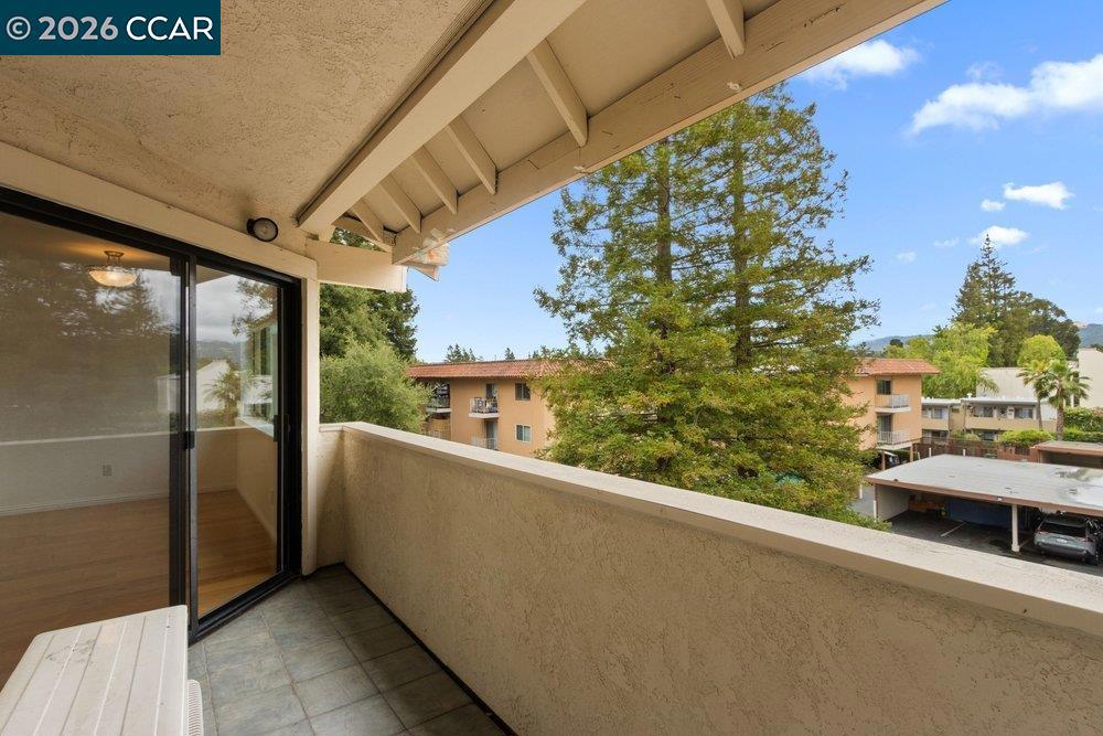2535 Lucy Lane B Property Photo 13