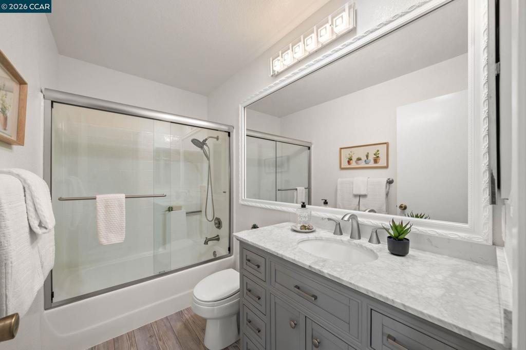 1111 Crest Ridge Ln Property Photo 31