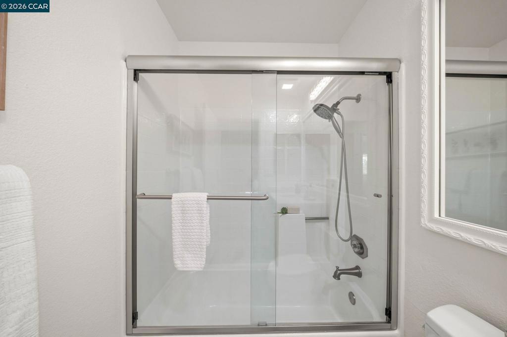 1111 Crest Ridge Ln Property Photo 32