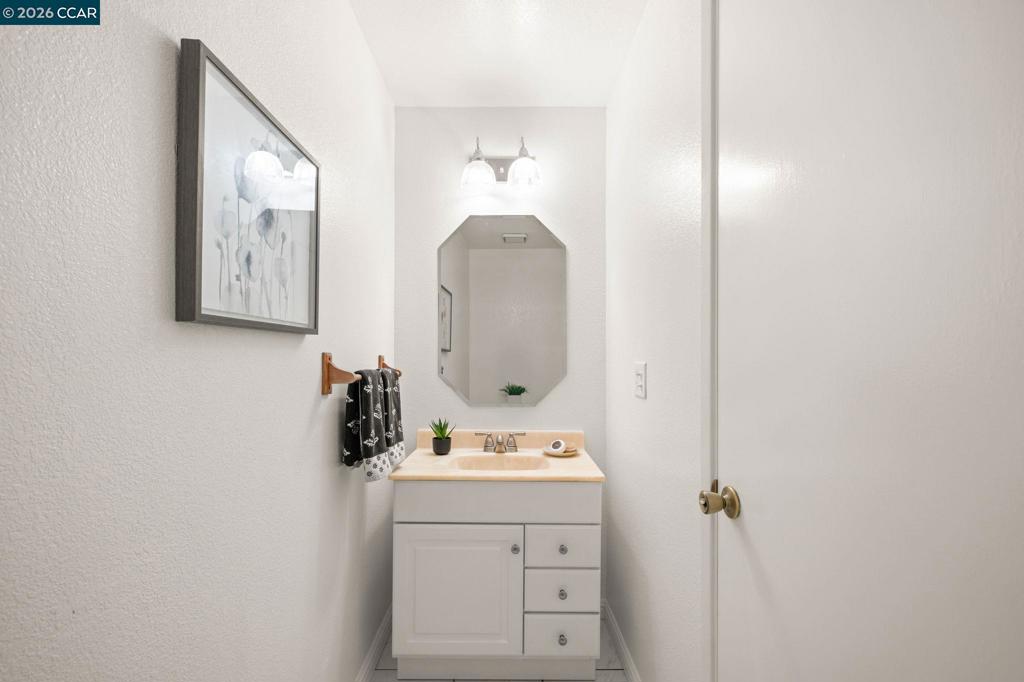 1111 Crest Ridge Ln Property Photo 34
