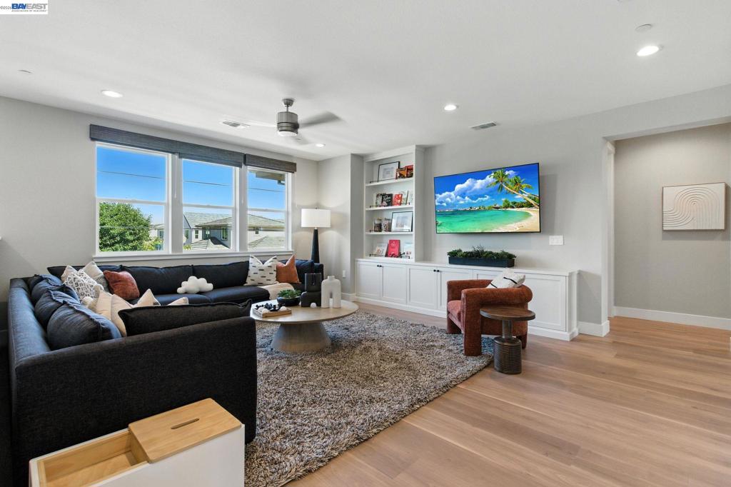 1591 Ponza Circle Property Photo 33