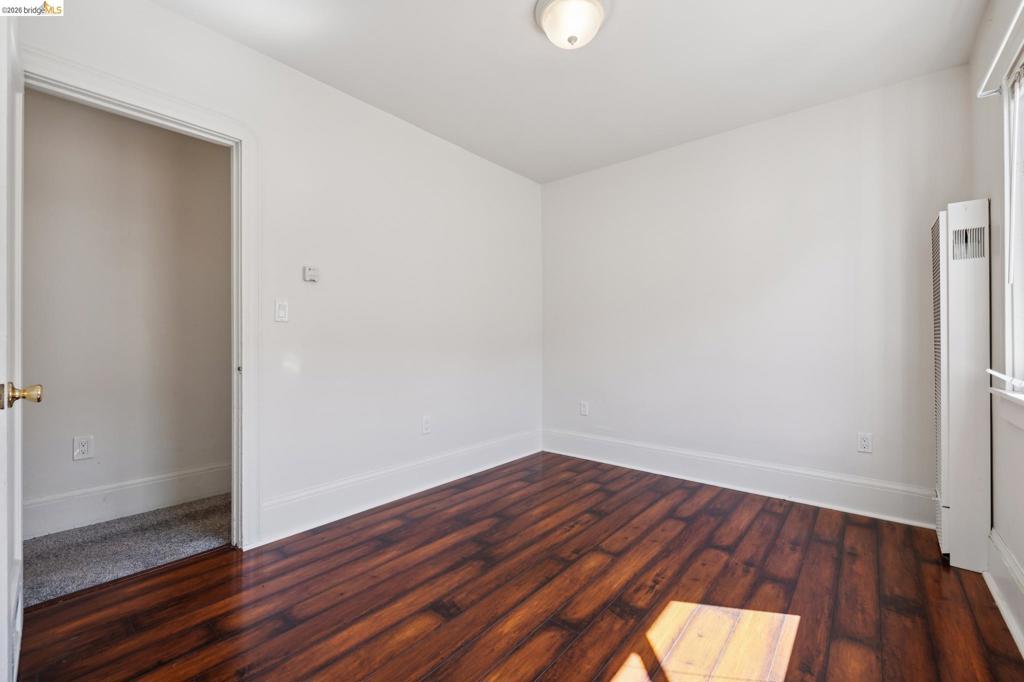 1152 Francisco St Property Photo 31