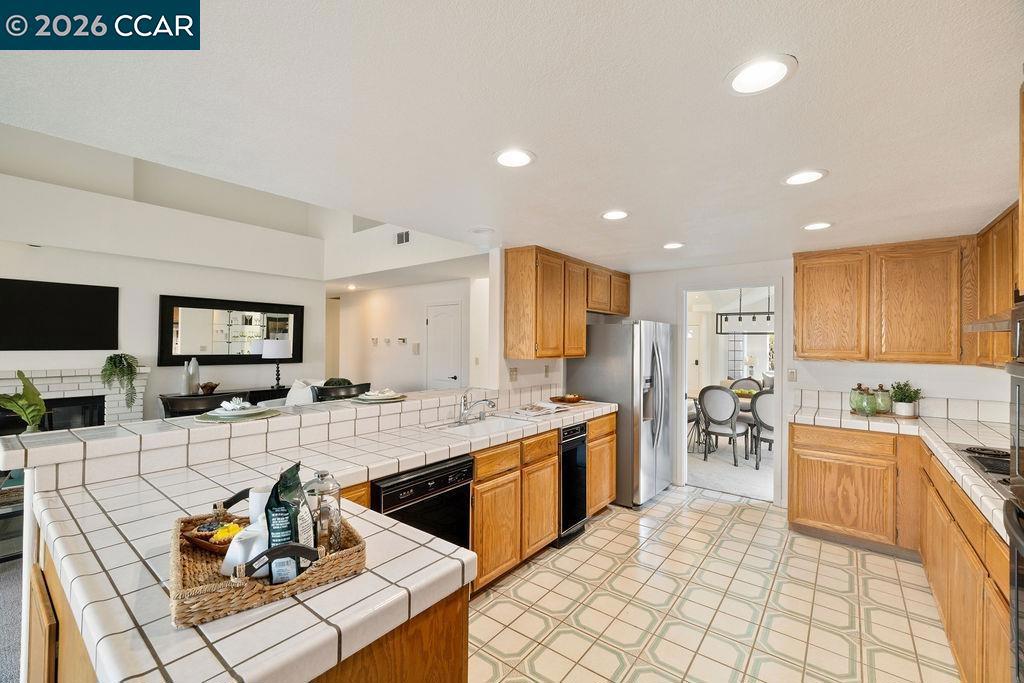 4283 Knollview Dr Property Photo 14