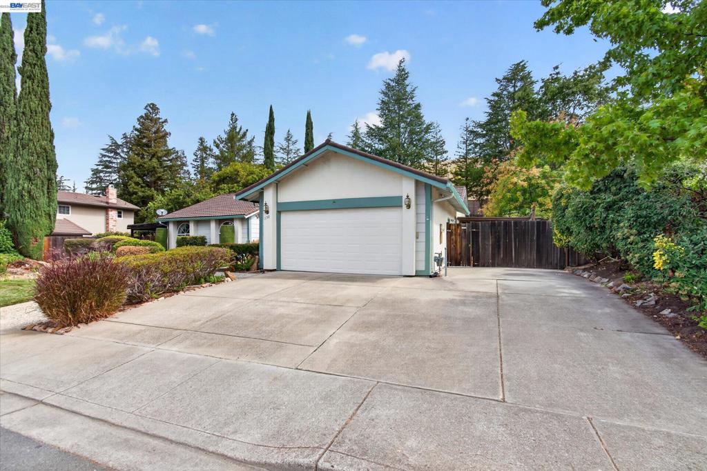 1152 Easley Dr Property Photo 3