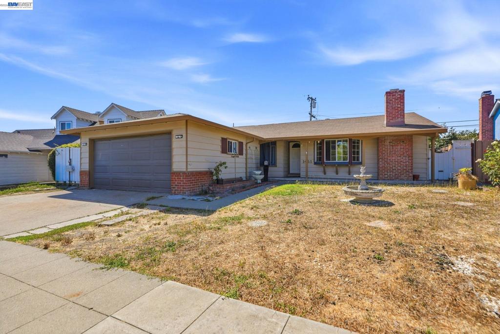 1451 Linfield Ln Property Photo 1