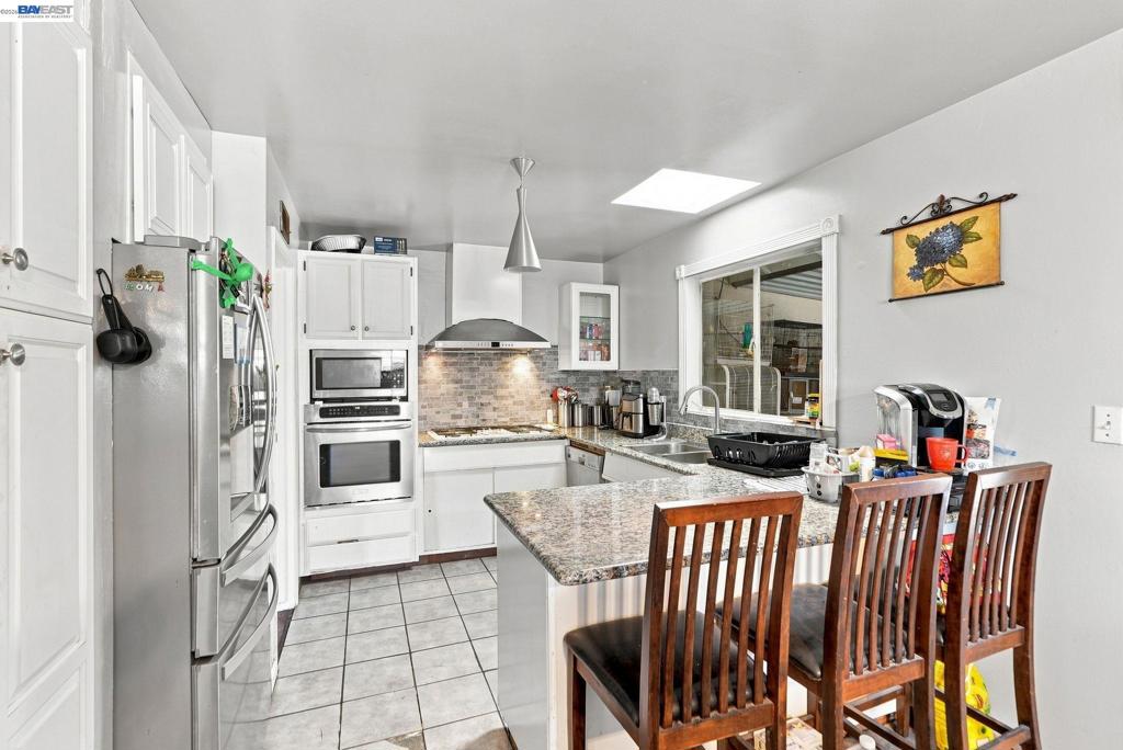 1451 Linfield Ln Property Photo 15