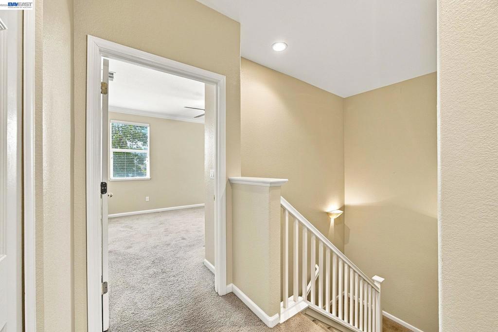 2401 Coffeeberry Road Property Photo 13