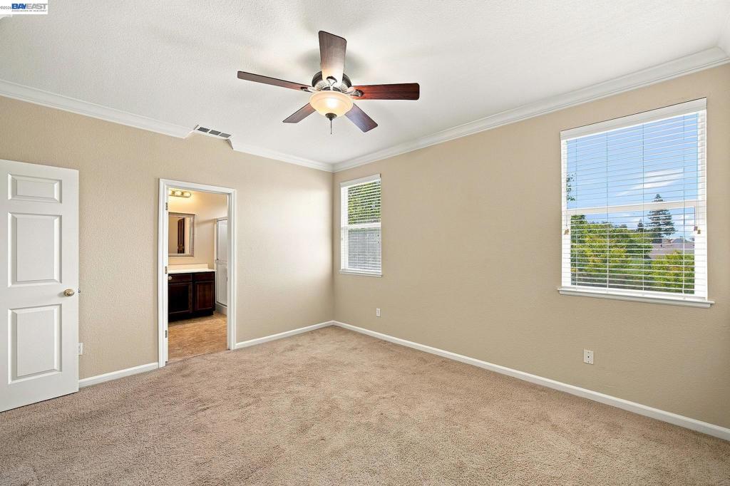 2401 Coffeeberry Road Property Photo 14