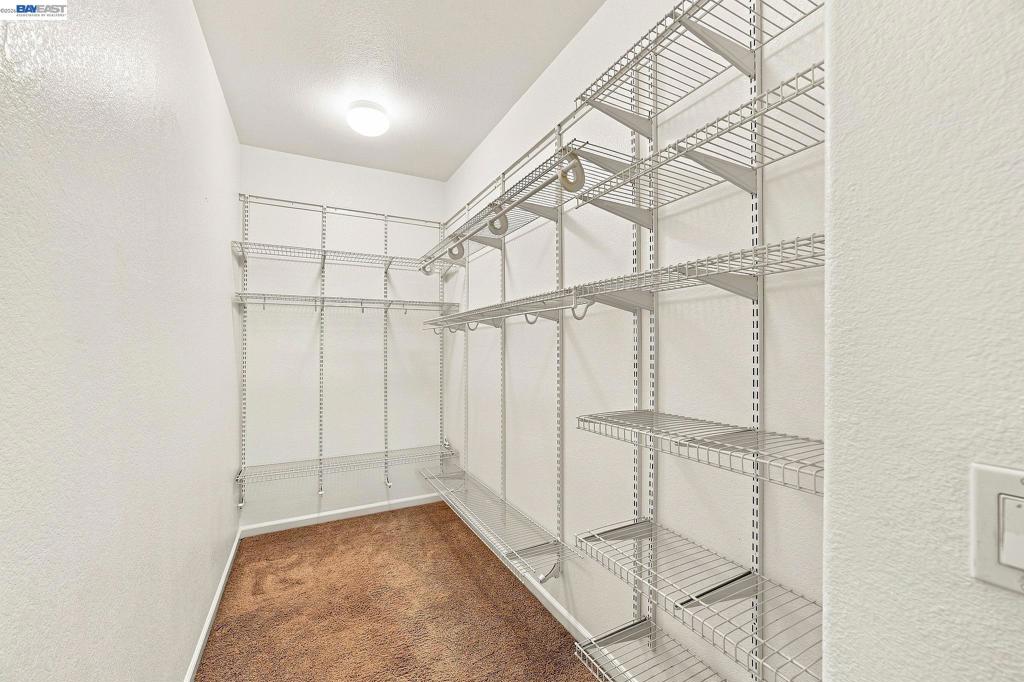 2401 Coffeeberry Road Property Photo 18