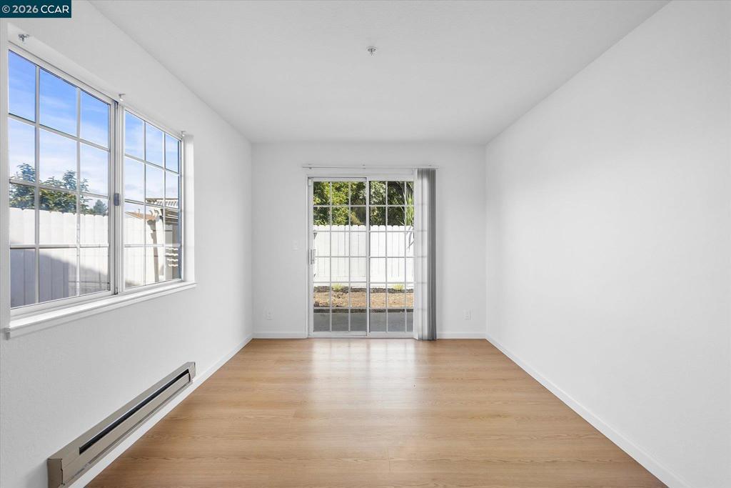 946 Elgin St C Property Photo 30
