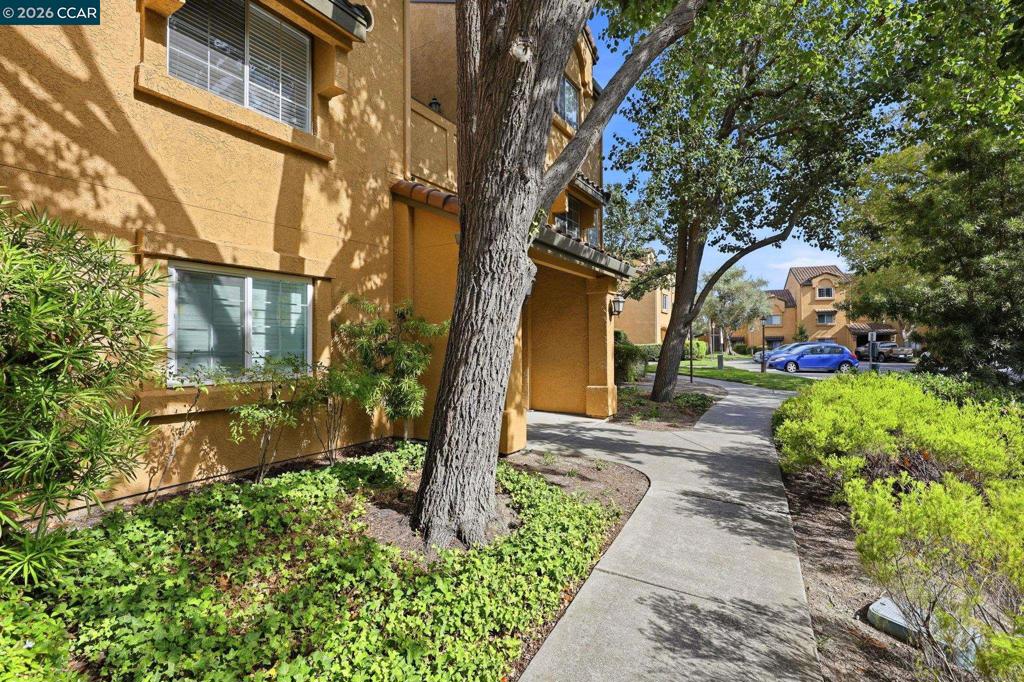 460 Bollinger Canyon Ln 285 Property Photo 2