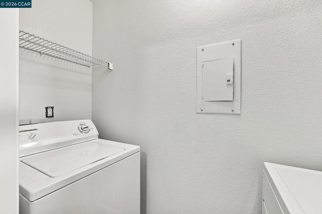 460 Bollinger Canyon Ln 285 Property Photo 25