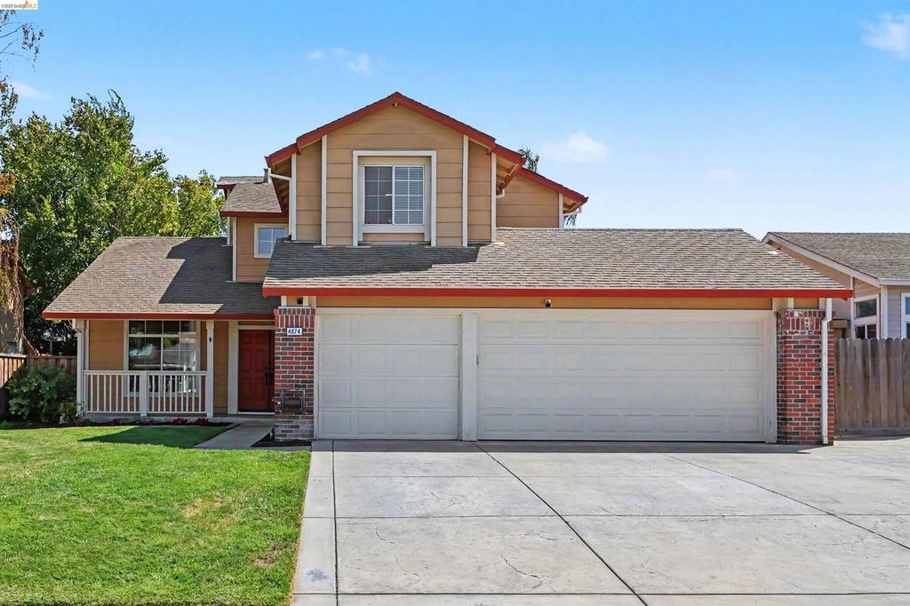 4674 La Vista Dr Property Photo