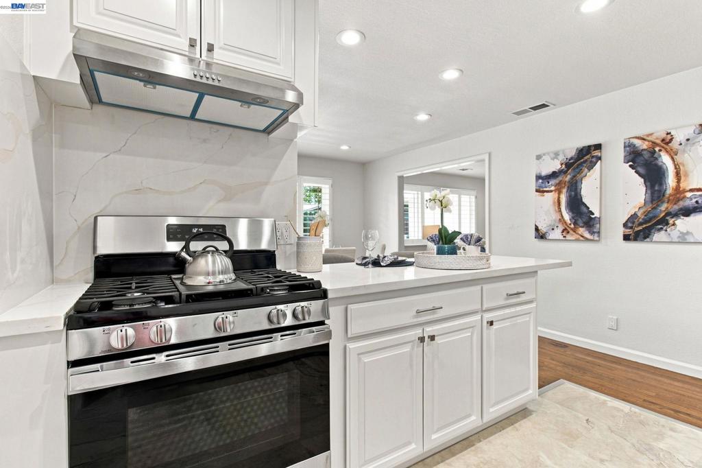 4127 Florida Ct Property Photo 10