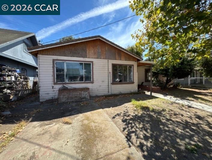 520 Harrison Drive Property Photo 2