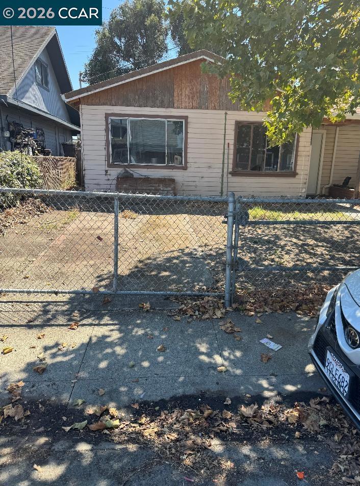 520 Harrison Drive Property Photo 3