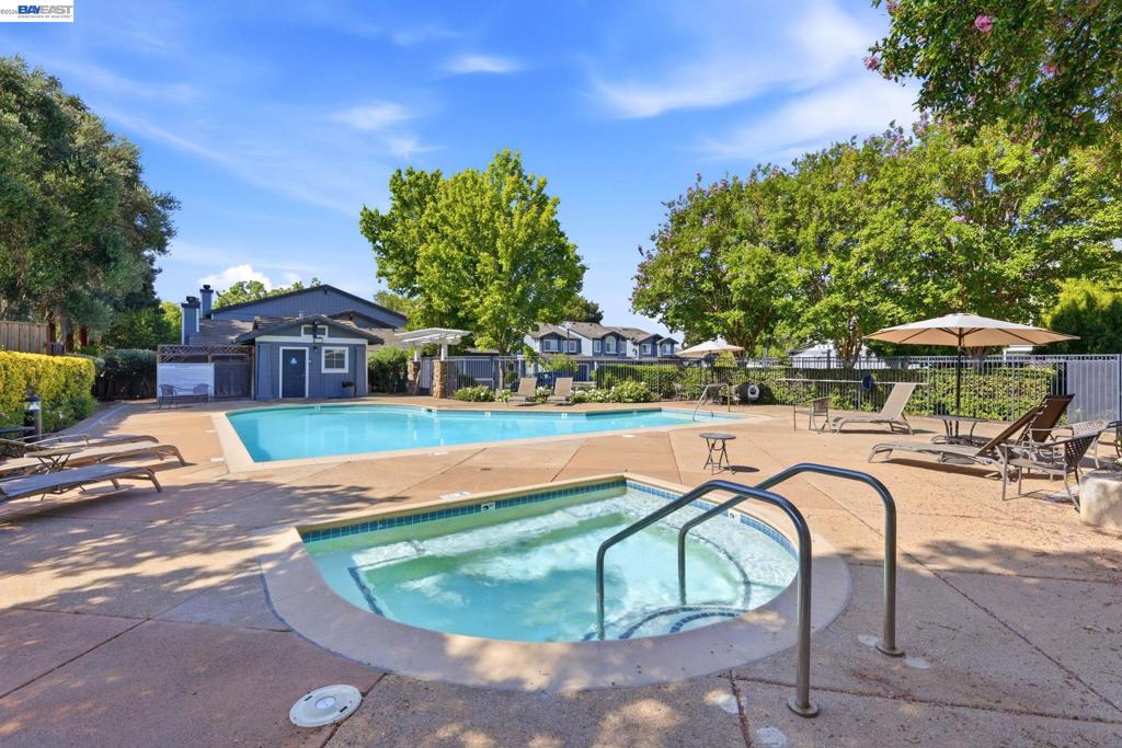 1510 Corte Reina Cmn Property Photo 22