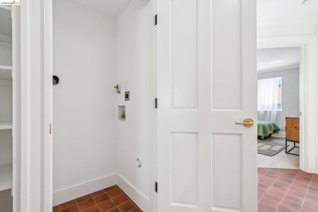 4440 Howe St Property Photo 45