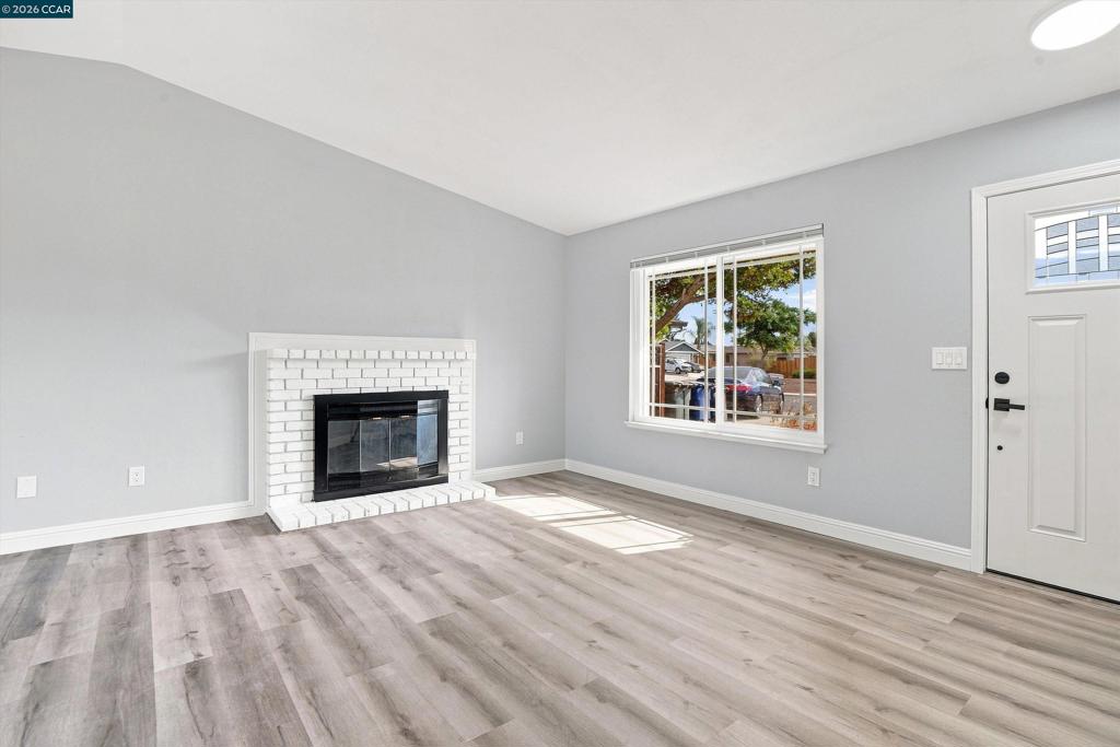 5029 Teakwood Dr Property Photo 7